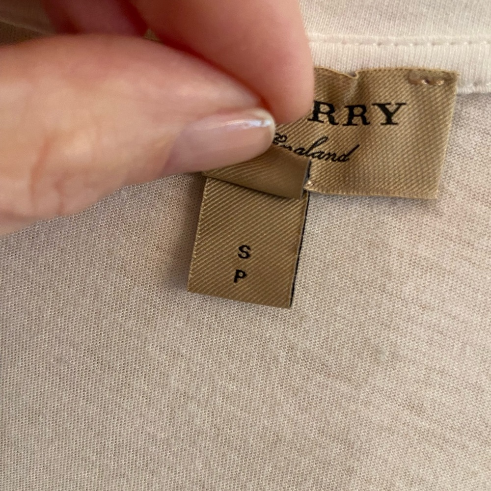BURBERRY ICONS Tee - Picture 7 of 9